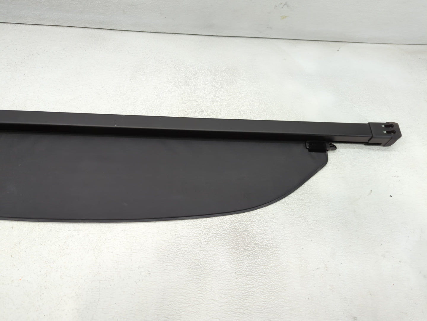 2013 Toyota Rav4 Rear Cargo Cover Storage Retractable Shade Black - Oemusedautoparts1.com