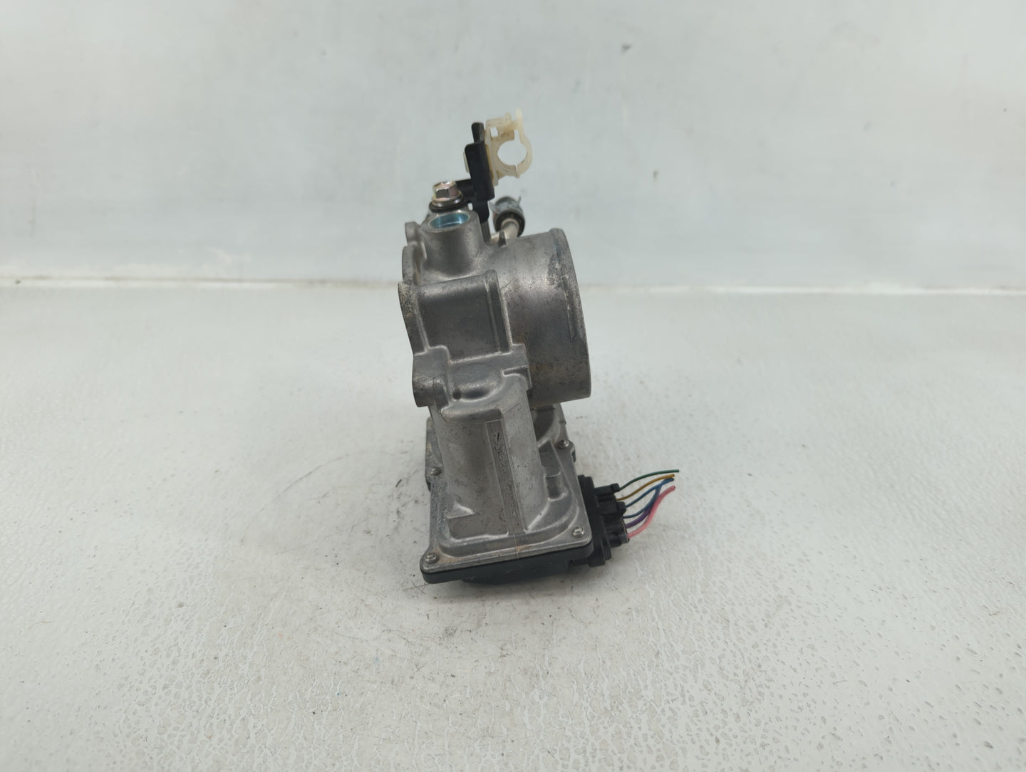 2009-2018 Toyota Rav4 Throttle Body P/N:22030-36010 Fits Fits 2009 2010 2011 2012 2013 2014 2015 2016 2017 2018 2019 OEM Use