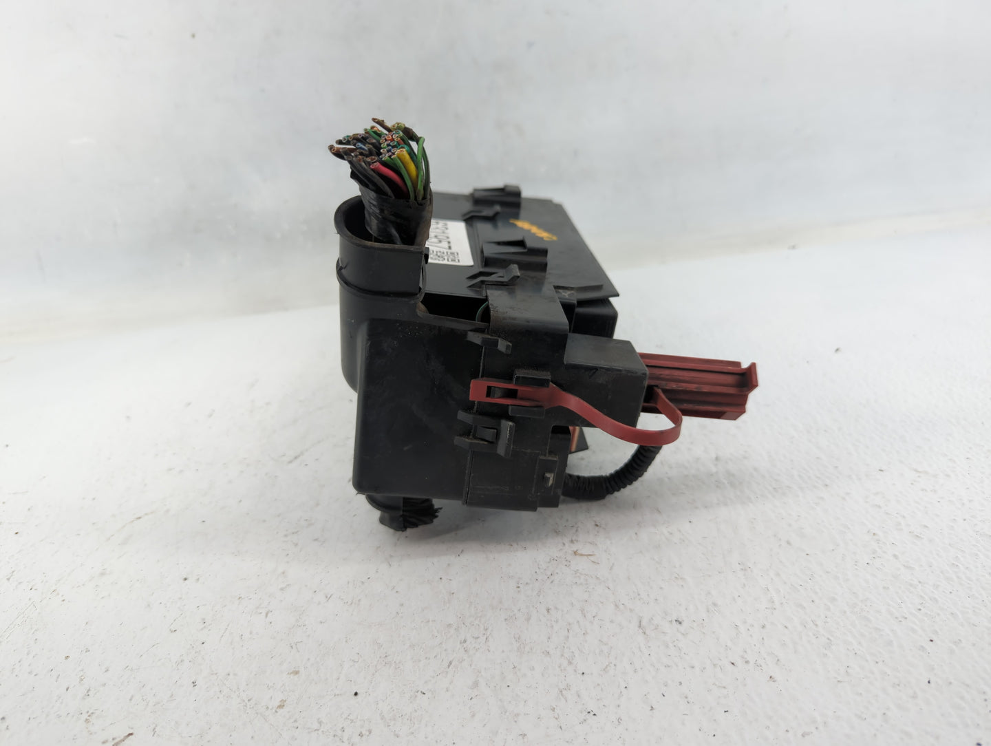 2013-2015 Toyota Rav4 Fusebox Fuse Box Panel Relay Module P/N:05269988AA Fits Fits 2013 2014 2015 OEM Used Auto Parts - Oemu