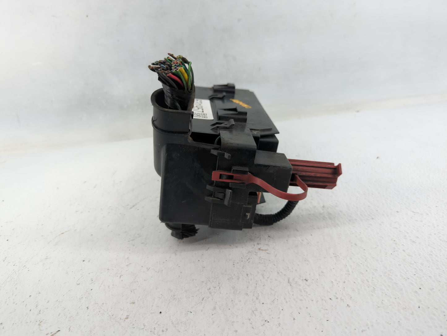 2013-2015 Toyota Rav4 Fusebox Fuse Box Panel Relay Module P/N:05269988AA Fits Fits 2013 2014 2015 OEM Used Auto Parts - Oemu