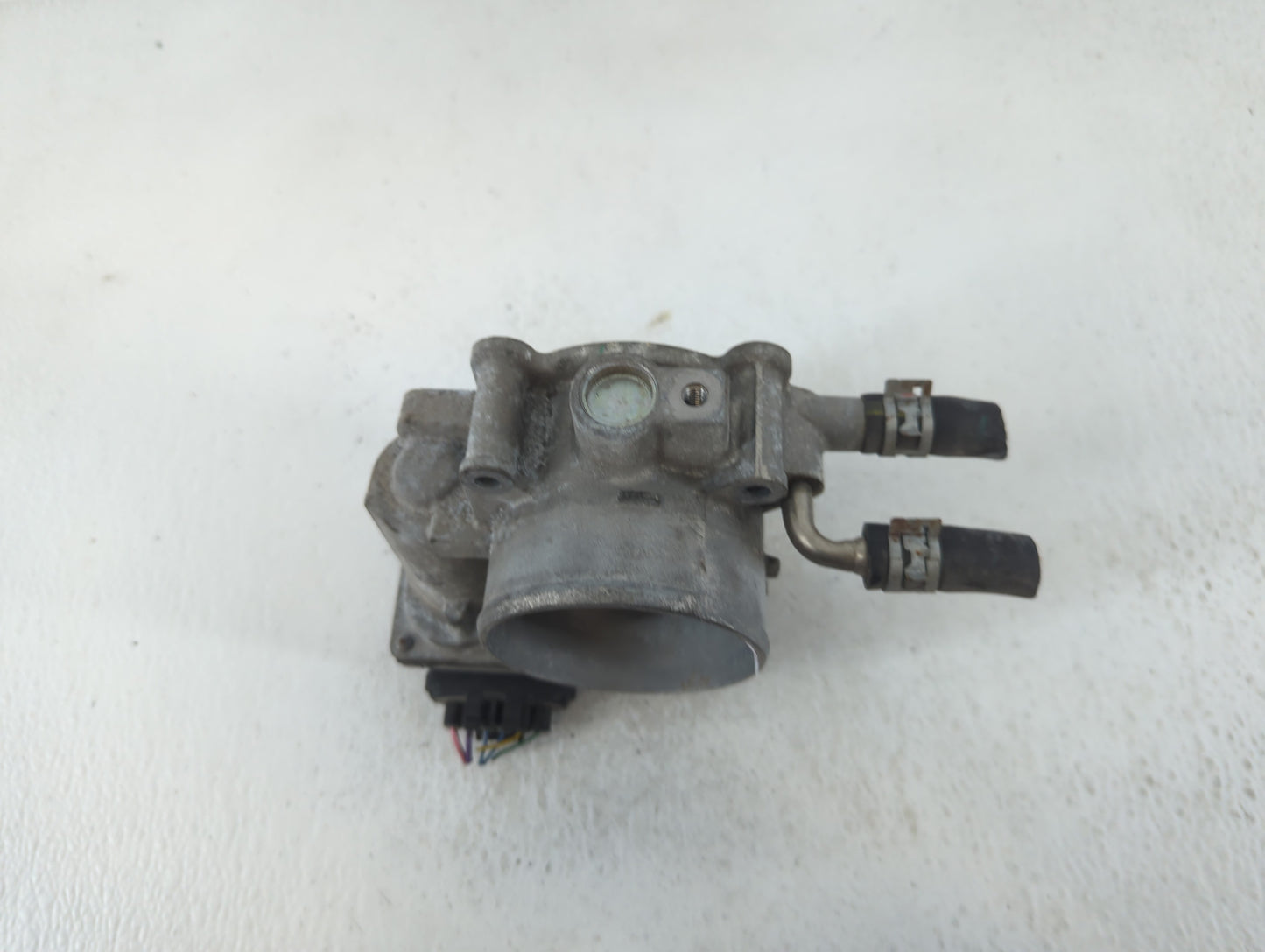2009-2018 Toyota Rav4 Throttle Body P/N:22030-0V010 Fits Fits 2009 2010 2011 2012 2013 2014 2015 2016 2017 2018 2019 OEM Use