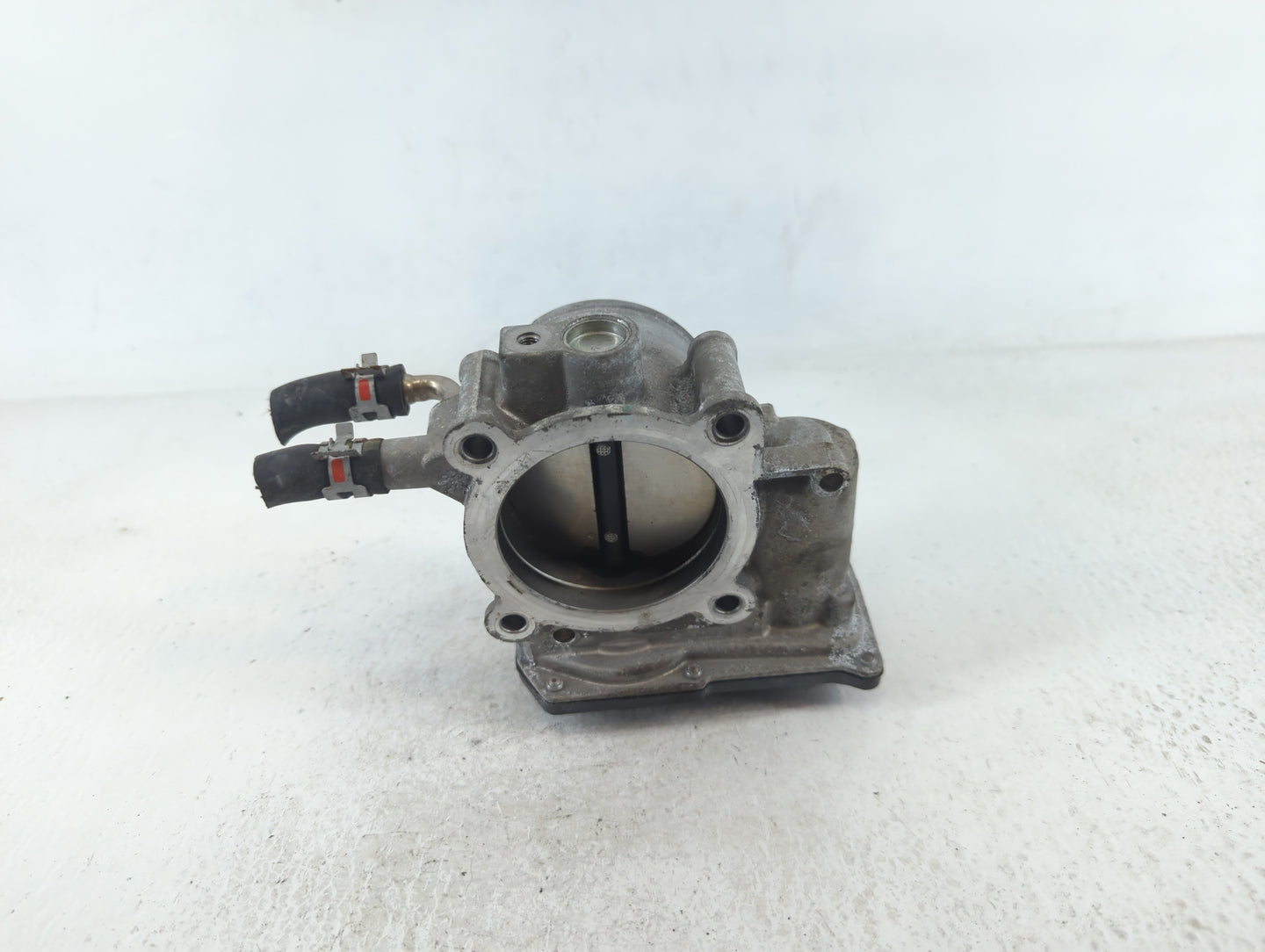 2009-2018 Toyota Rav4 Throttle Body P/N:22030-0V010 Fits Fits 2009 2010 2011 2012 2013 2014 2015 2016 2017 2018 2019 OEM Use
