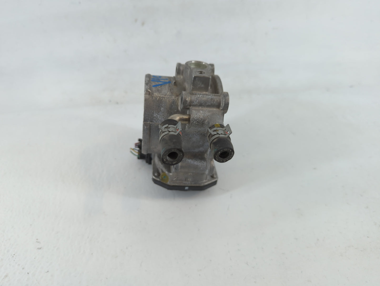 2009-2018 Toyota Rav4 Throttle Body P/N:02702 22030-0V010 Fits Fits 2009 2010 2011 2012 2013 2014 2015 2016 2017 2018 2019 O