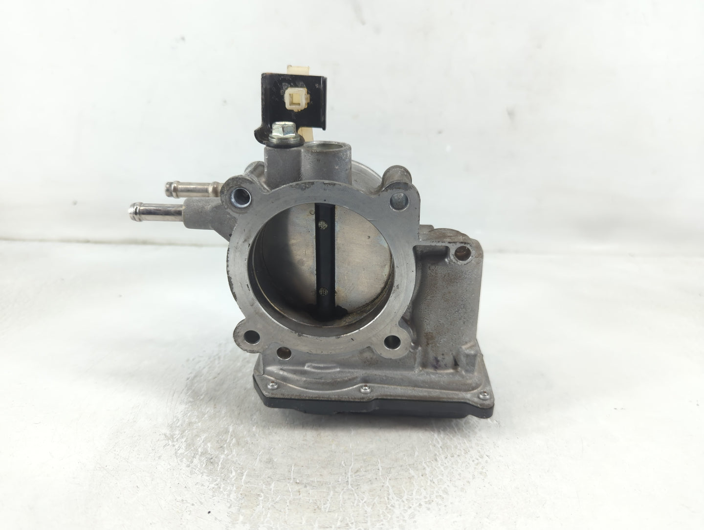 2009-2018 Toyota Rav4 Throttle Body P/N:22030-0V010 Fits Fits 2009 2010 2011 2012 2013 2014 2015 2016 2017 2018 2019 OEM Use