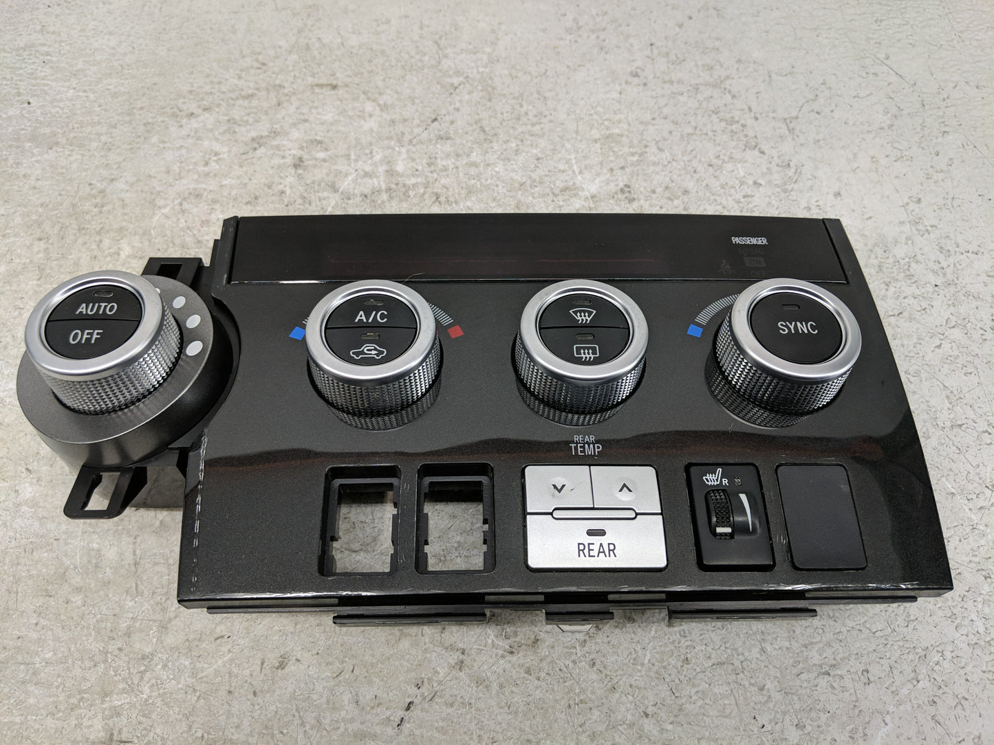 2010-2022 Toyota Sequoia Climate Control Module Temperature AC/Heater Replacement P/N:84010-0CD20 Fits OEM Used Auto Parts -