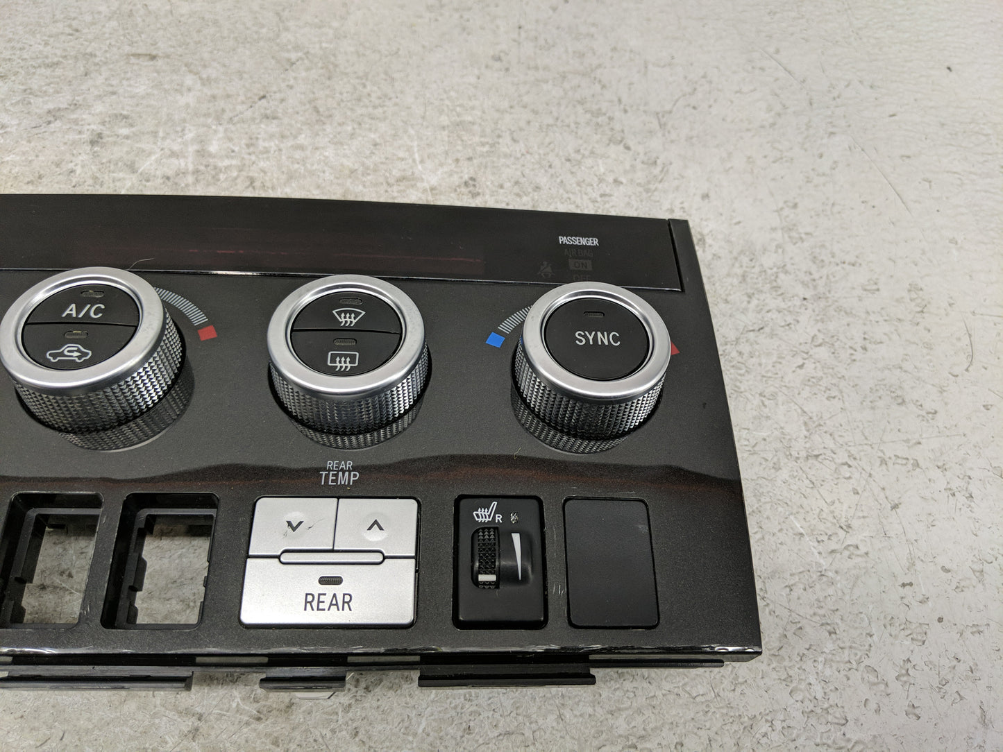 2010-2022 Toyota Sequoia Climate Control Module Temperature AC/Heater Replacement P/N:84010-0CD20 Fits OEM Used Auto Parts -