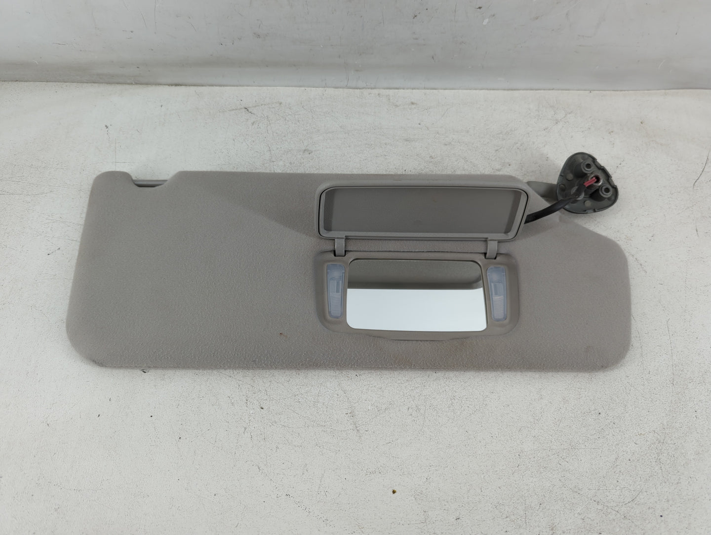 2011-2014 Toyota Sienna Sun Visor Shade Replacement Passenger Right Mirror Fits Fits 2011 2012 2013 2014 OEM Used Auto Parts