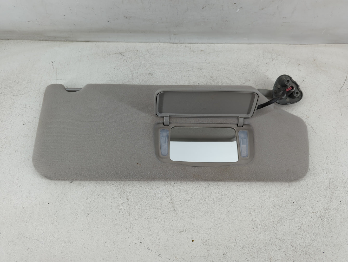 2011-2014 Toyota Sienna Sun Visor Shade Replacement Passenger Right Mirror Fits Fits 2011 2012 2013 2014 OEM Used Auto Parts