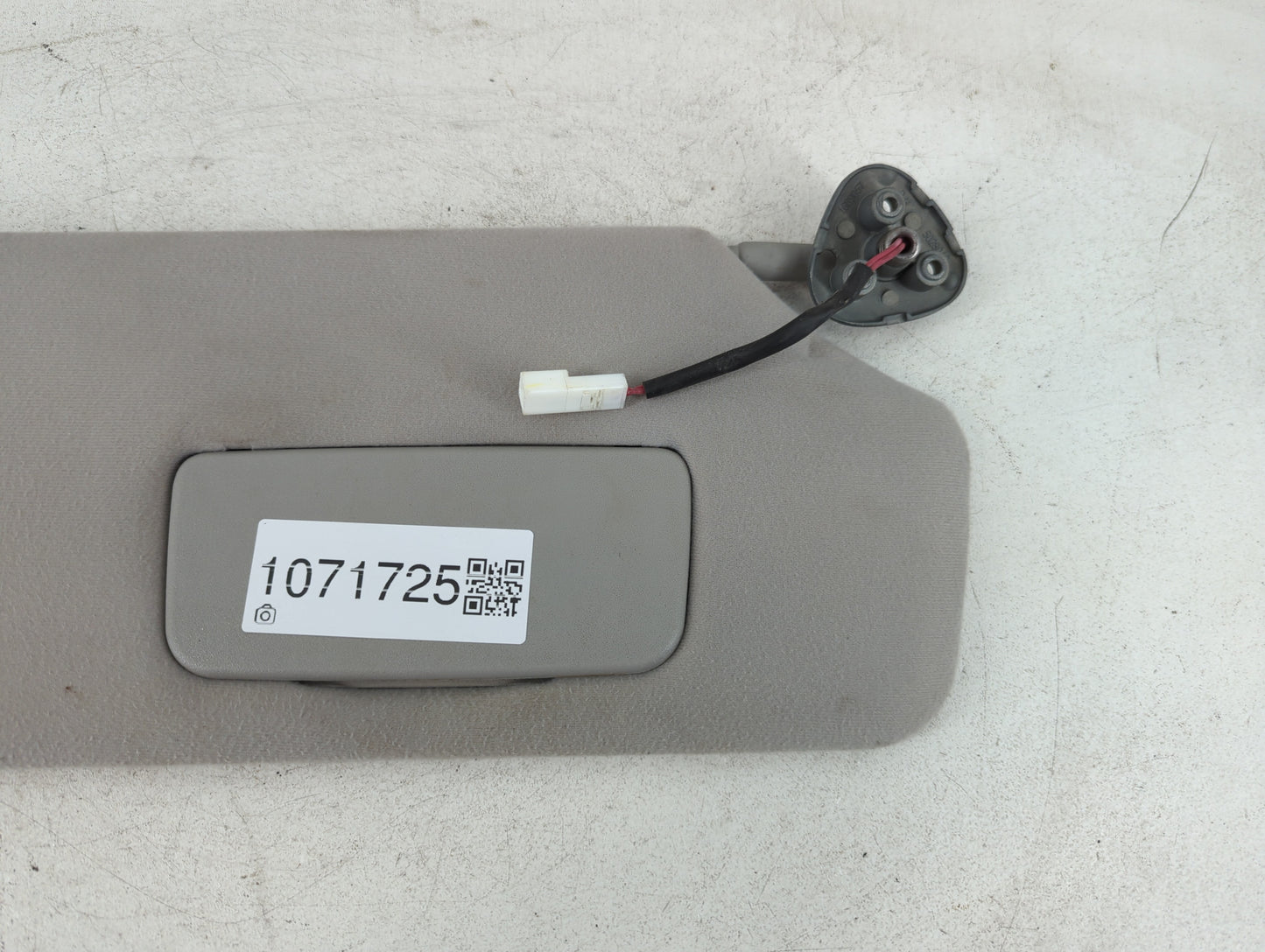 2011-2014 Toyota Sienna Sun Visor Shade Replacement Passenger Right Mirror Fits Fits 2011 2012 2013 2014 OEM Used Auto Parts