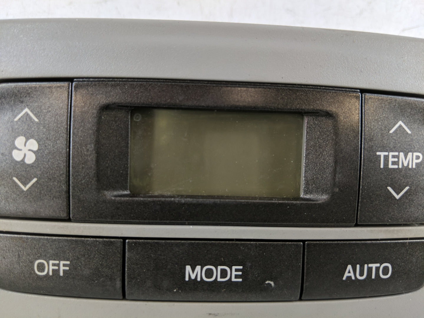 2011-2014 Toyota Sienna Climate Control Module Temperature AC/Heater Replacement P/N:75D875 Fits Fits 2011 2012 2013 2014 OE