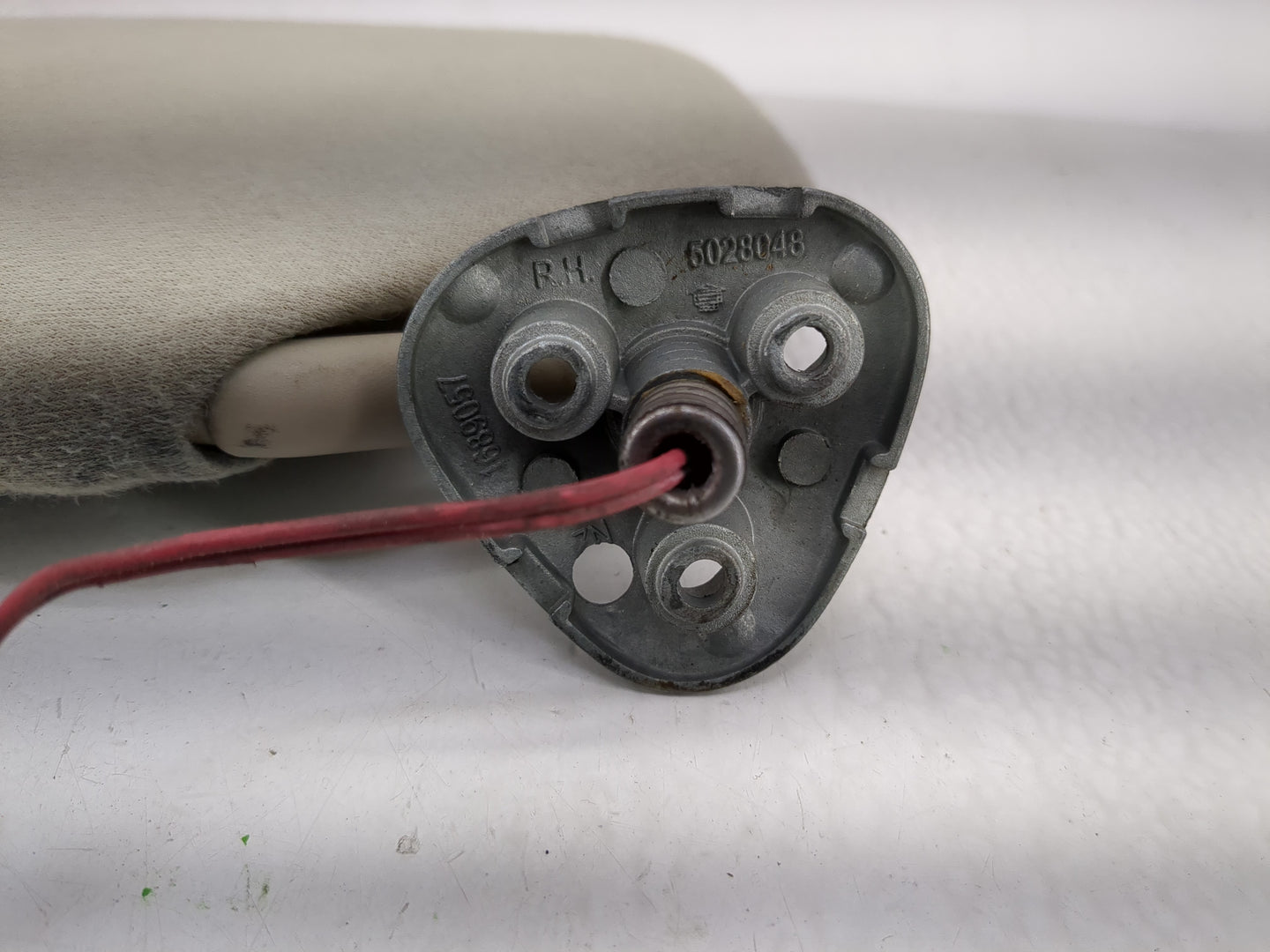2011-2014 Toyota Sienna Sun Visor Shade Replacement Passenger Right Mirror Fits Fits 2011 2012 2013 2014 OEM Used Auto Parts