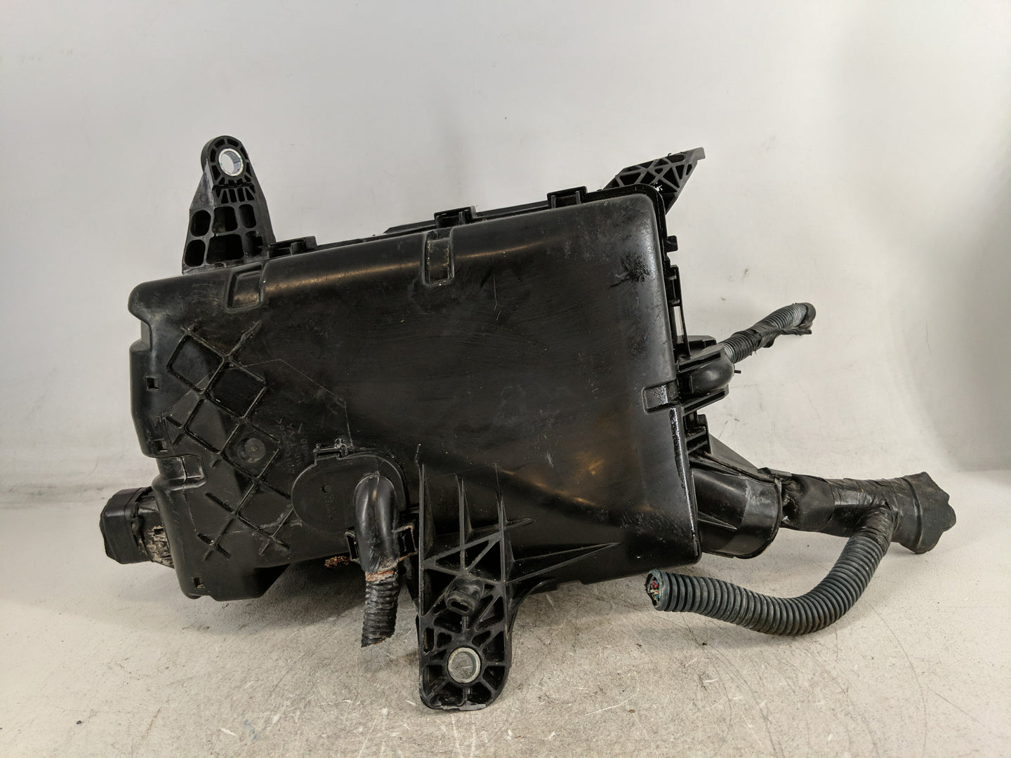 2011-2016 Toyota Sienna Fusebox Fuse Box Panel Relay Module P/N:82641-08030 Fits Fits 2011 2012 2013 2014 2015 2016 OEM Used