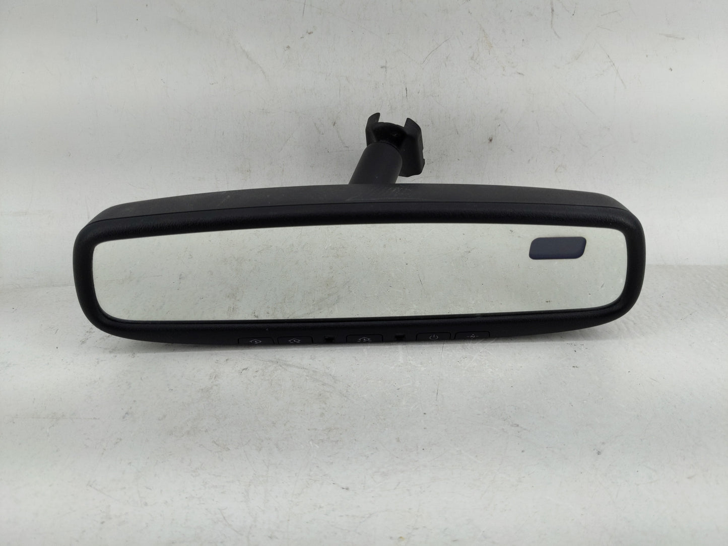 2013 Toyota Sienna Interior Rear View Mirror Replacement OEM P/N:GNTX-687 E11026378 Fits OEM Used Auto Parts - Oemusedautopa