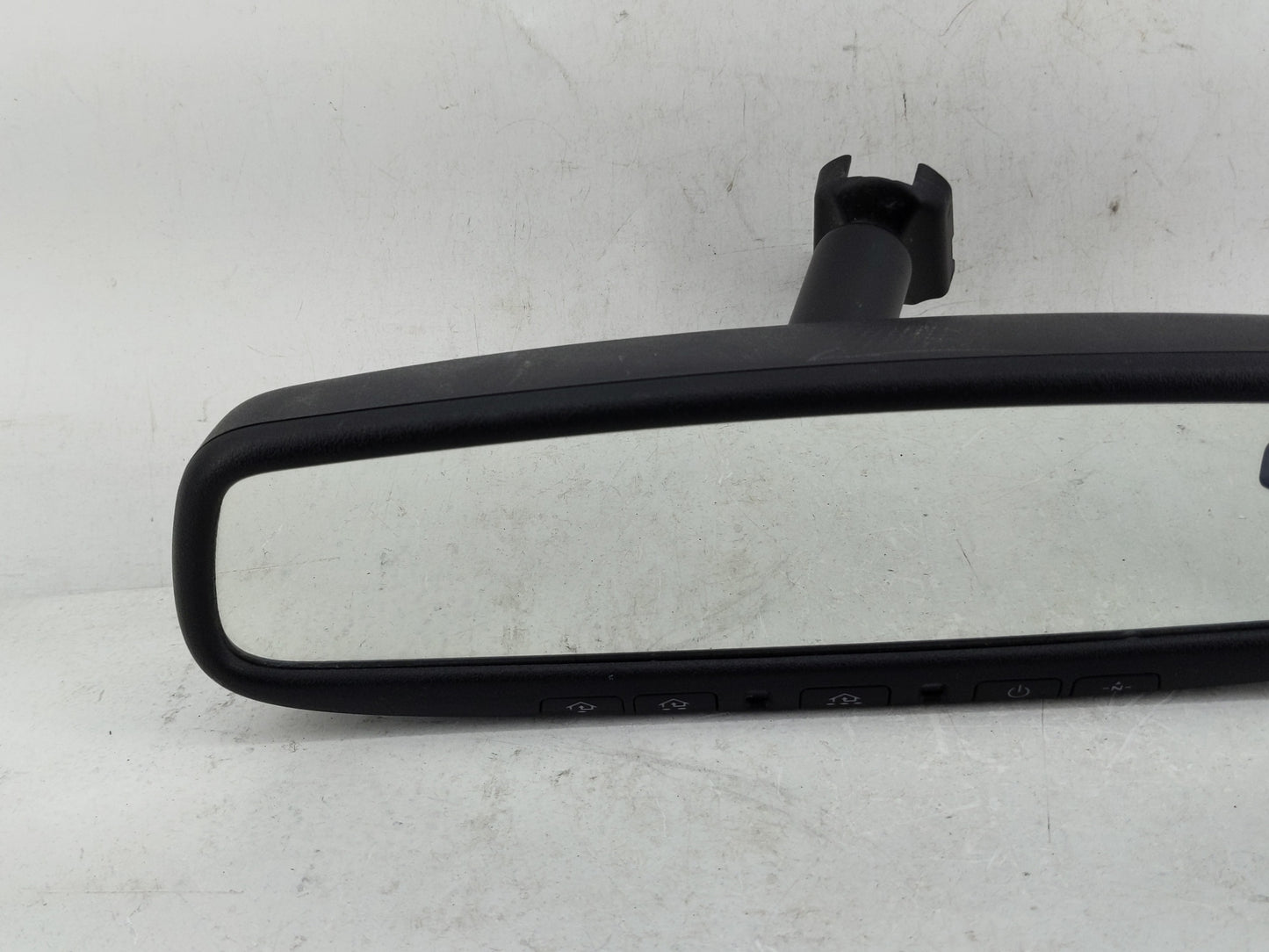 2013 Toyota Sienna Interior Rear View Mirror Replacement OEM P/N:GNTX-687 E11026378 Fits OEM Used Auto Parts - Oemusedautopa