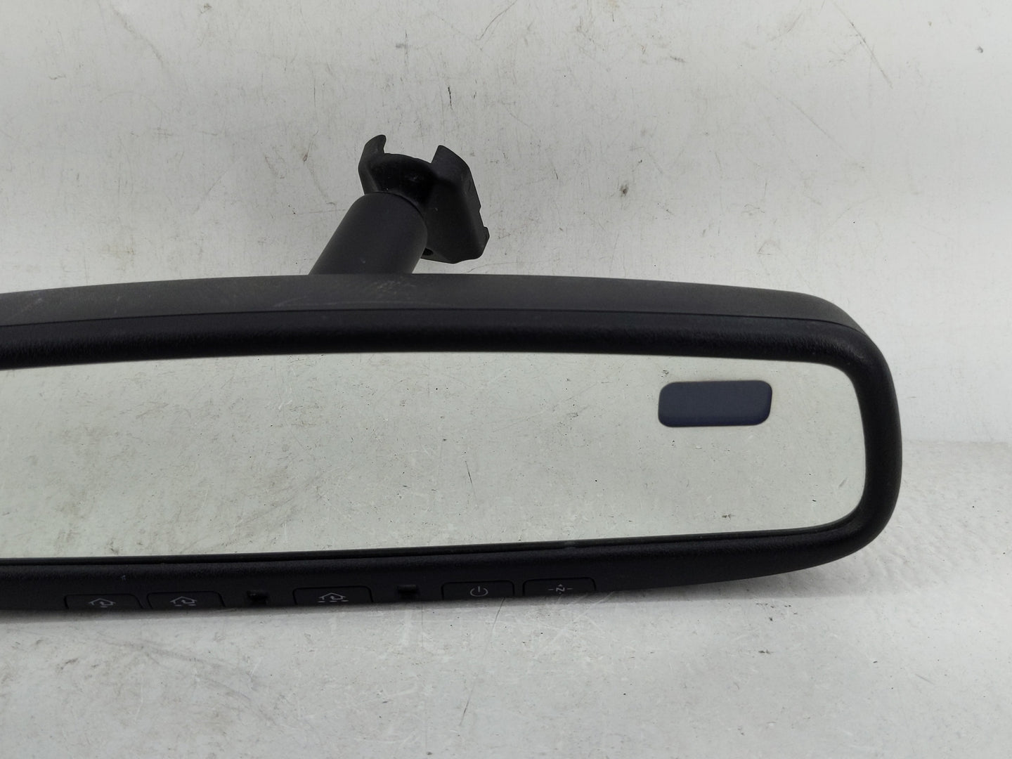 2013 Toyota Sienna Interior Rear View Mirror Replacement OEM P/N:GNTX-687 E11026378 Fits OEM Used Auto Parts - Oemusedautopa