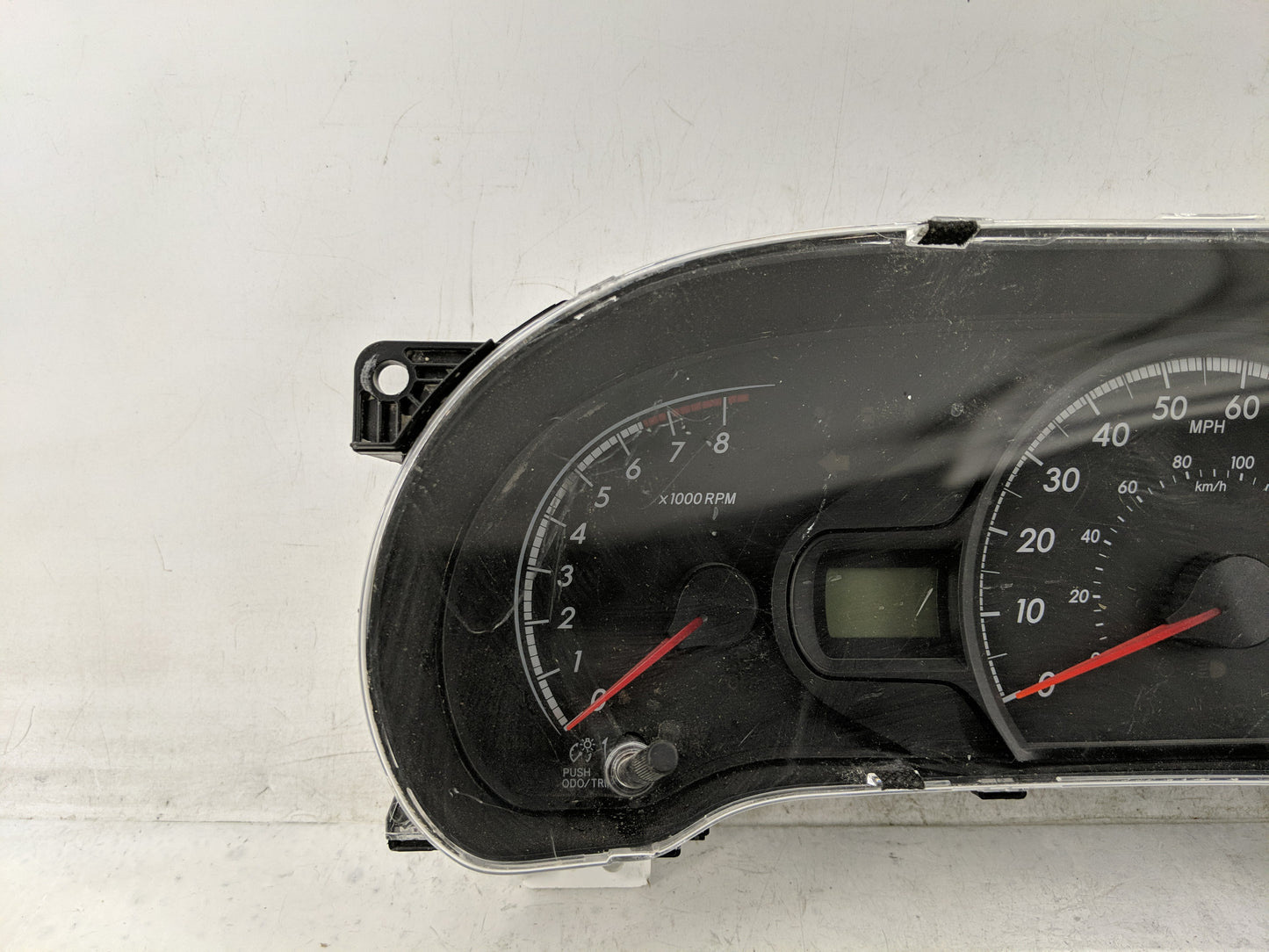 2011-2014 Toyota Sienna Instrument Cluster Speedometer Gauges P/N:83800-08350-00 Fits Fits 2011 2012 2013 2014 OEM Used Auto