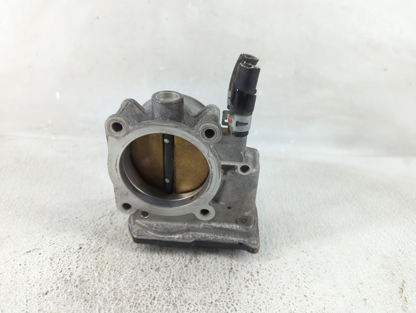2007-2016 Toyota Sienna Throttle Body P/N:22030-0P050 Fits OEM Used Auto Parts - Oemusedautoparts1.com