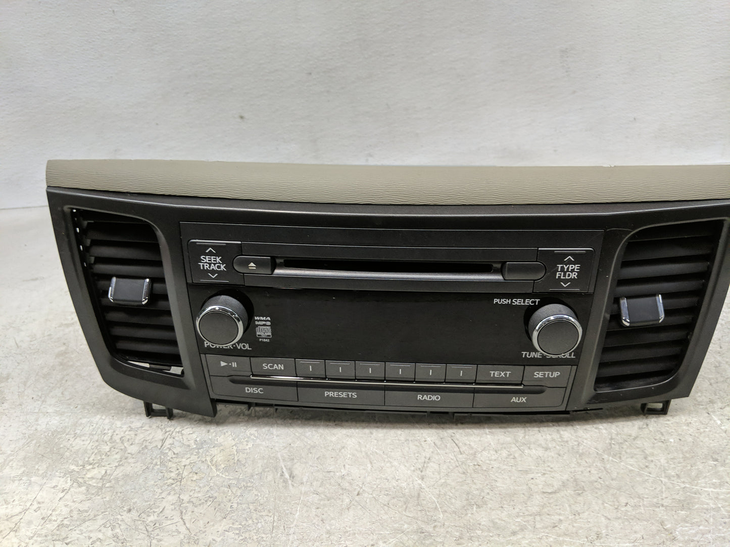 2011-2014 Toyota Sienna Radio AM FM Cd Player Receiver Replacement P/N:86120-08270 Fits Fits 2011 2012 2013 2014 OEM Used Au