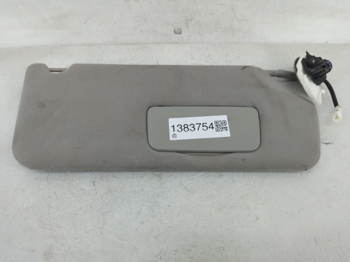 2011-2014 Toyota Sienna Sun Visor Shade Replacement Passenger Right Mirror Fits Fits 2011 2012 2013 2014 OEM Used Auto Parts