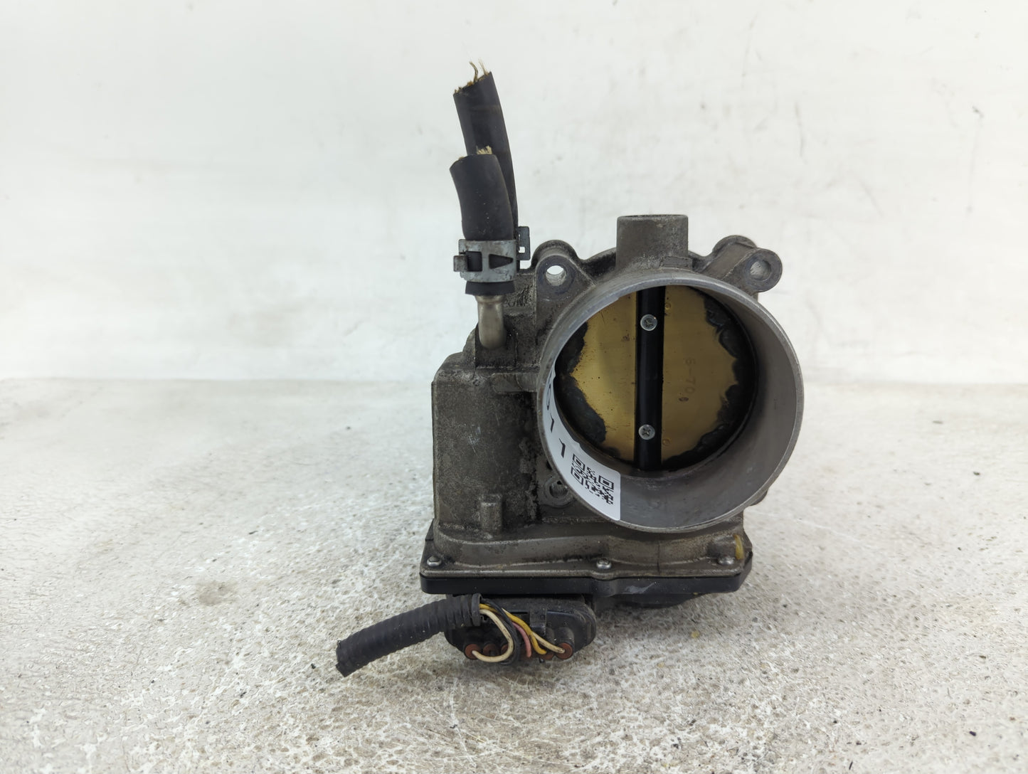 2007-2016 Toyota Sienna Throttle Body P/N:22030-0P050 Fits OEM Used Auto Parts - Oemusedautoparts1.com