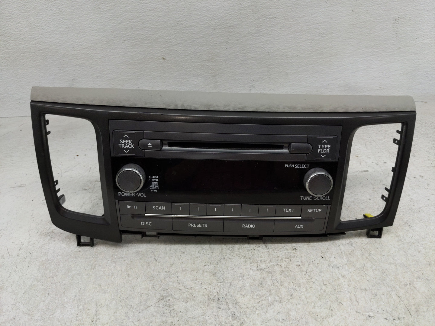 2011-2014 Toyota Sienna Radio AM FM Cd Player Receiver Replacement P/N:86120-08270 Fits Fits 2011 2012 2013 2014 OEM Used Au