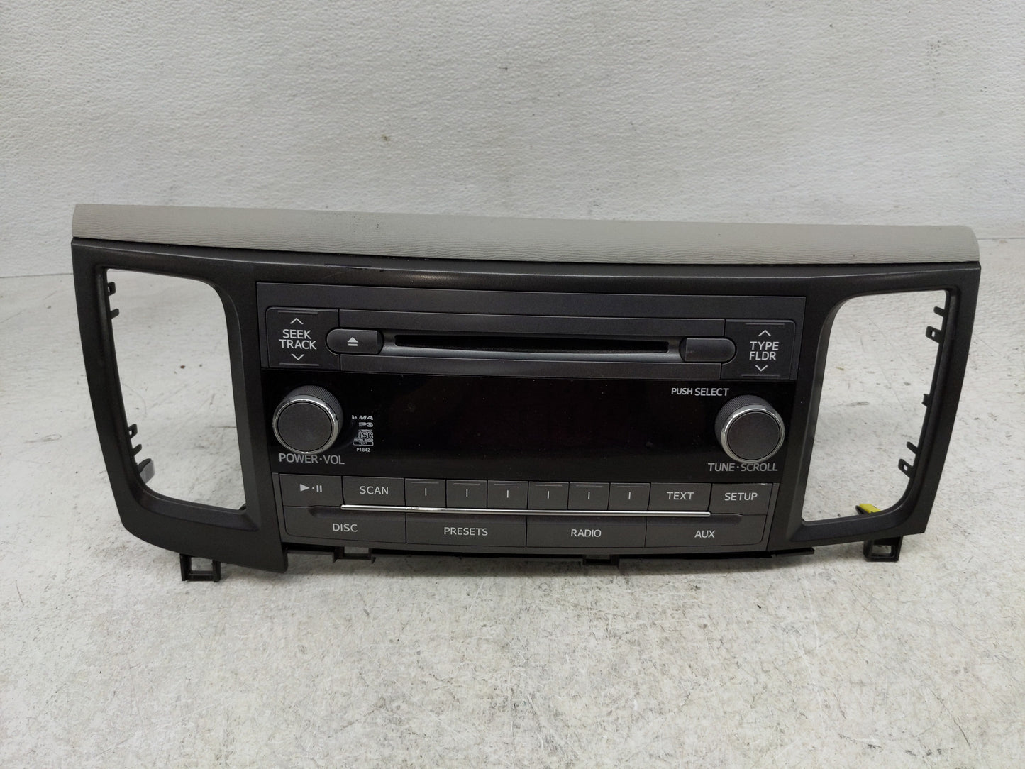 2011-2014 Toyota Sienna Radio AM FM Cd Player Receiver Replacement P/N:86120-08270 Fits Fits 2011 2012 2013 2014 OEM Used Au