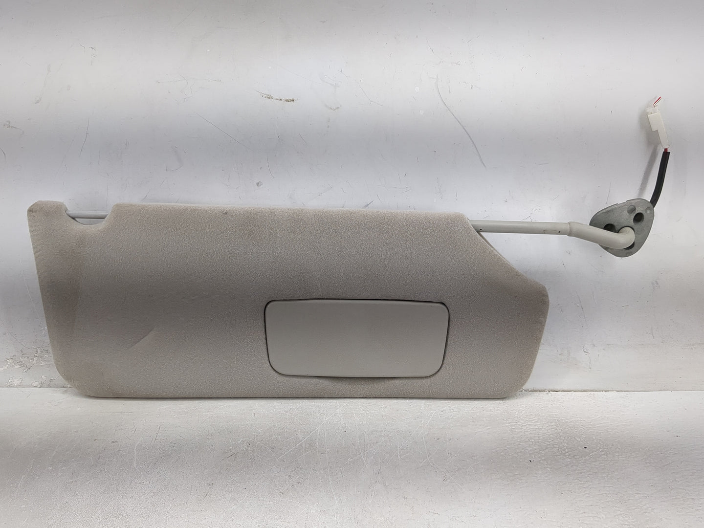 2011-2014 Toyota Sienna Sun Visor Shade Replacement Passenger Right Mirror Fits Fits 2011 2012 2013 2014 OEM Used Auto Parts