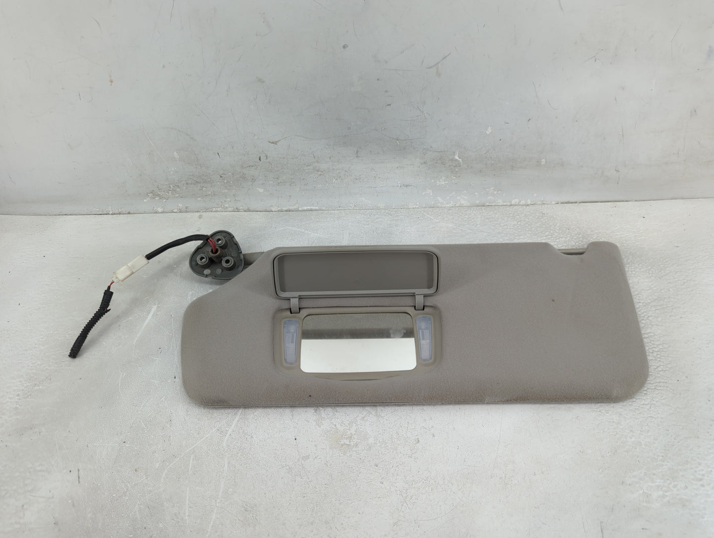 2011-2014 Toyota Sienna Sun Visor Shade Replacement Driver Left Mirror Fits Fits 2011 2012 2013 2014 OEM Used Auto Parts - O