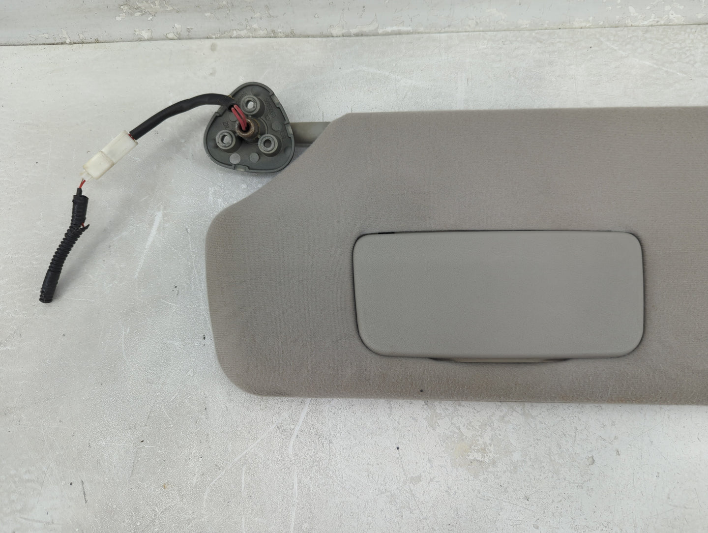2011-2014 Toyota Sienna Sun Visor Shade Replacement Driver Left Mirror Fits Fits 2011 2012 2013 2014 OEM Used Auto Parts - O