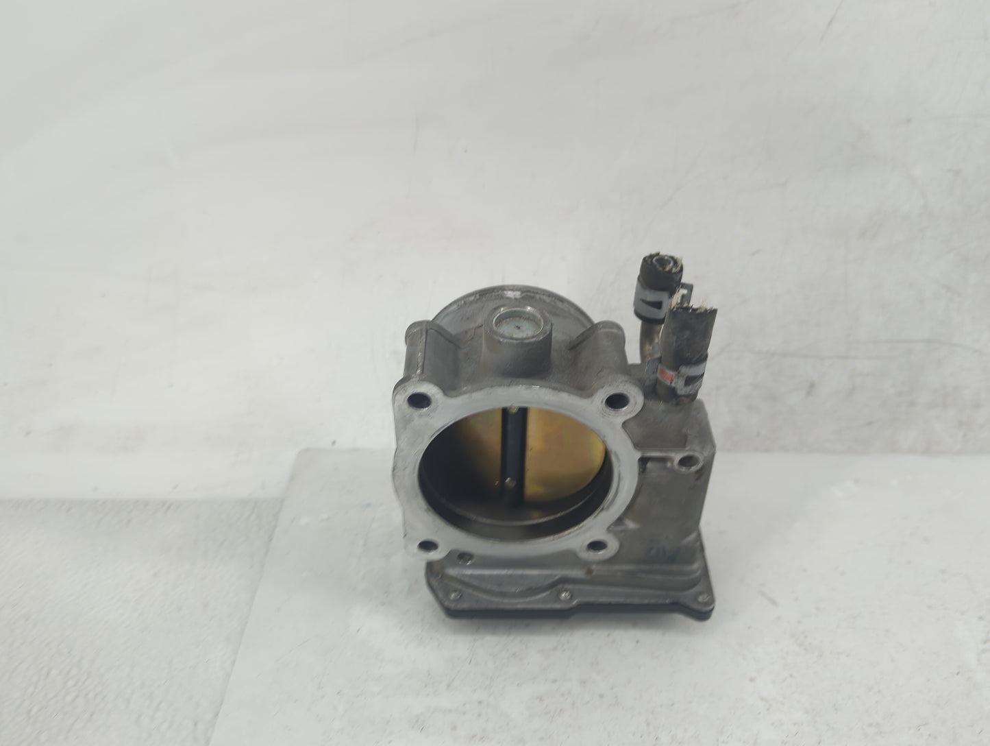 2007-2016 Toyota Sienna Throttle Body P/N:22030-0P050 Fits OEM Used Auto Parts - Oemusedautoparts1.com