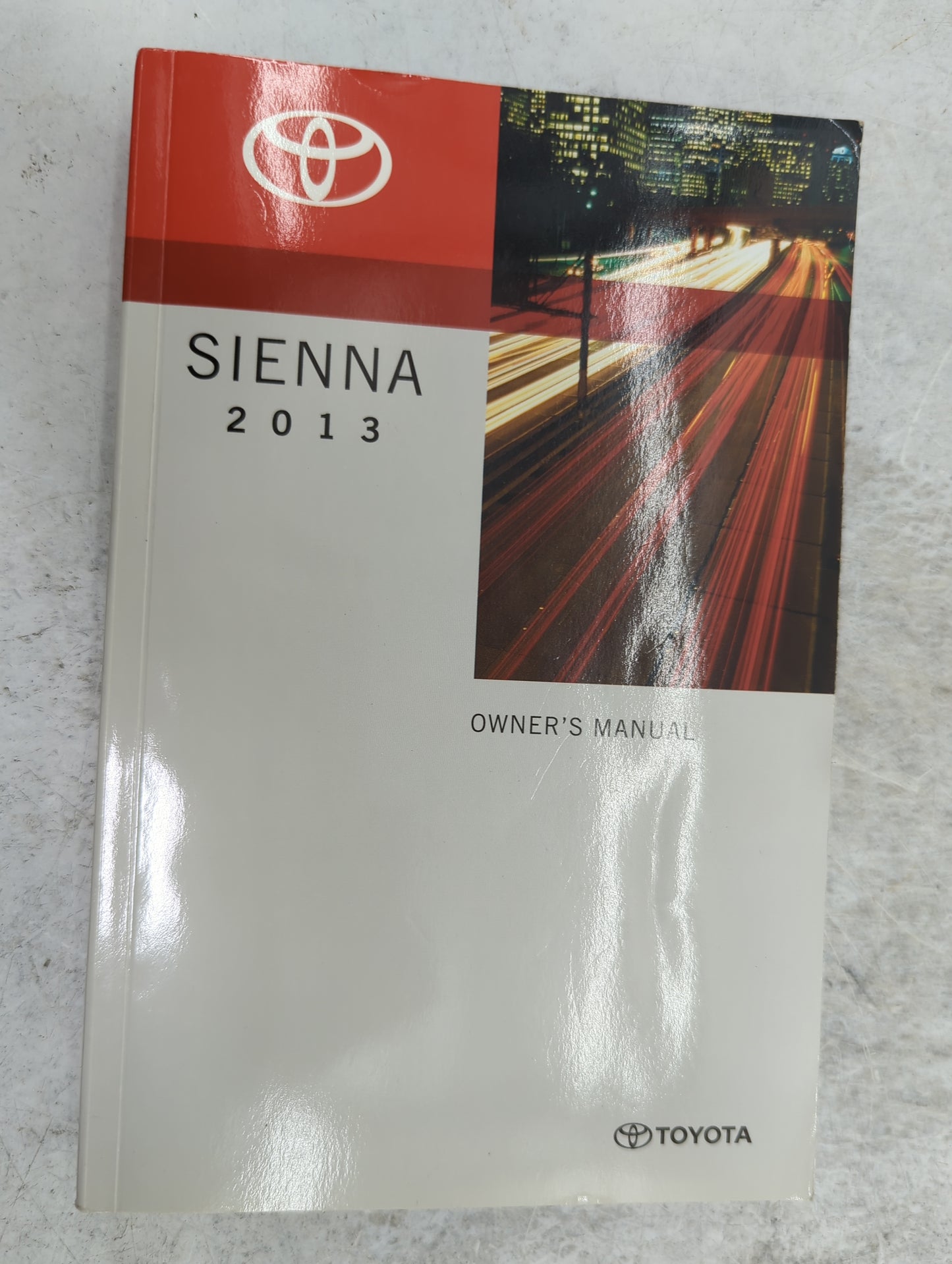 2013 Toyota Sienna Owners Manual Book Guide P/N:OM45472U 01999-45472 OEM Used Auto Parts - Oemusedautoparts1.com