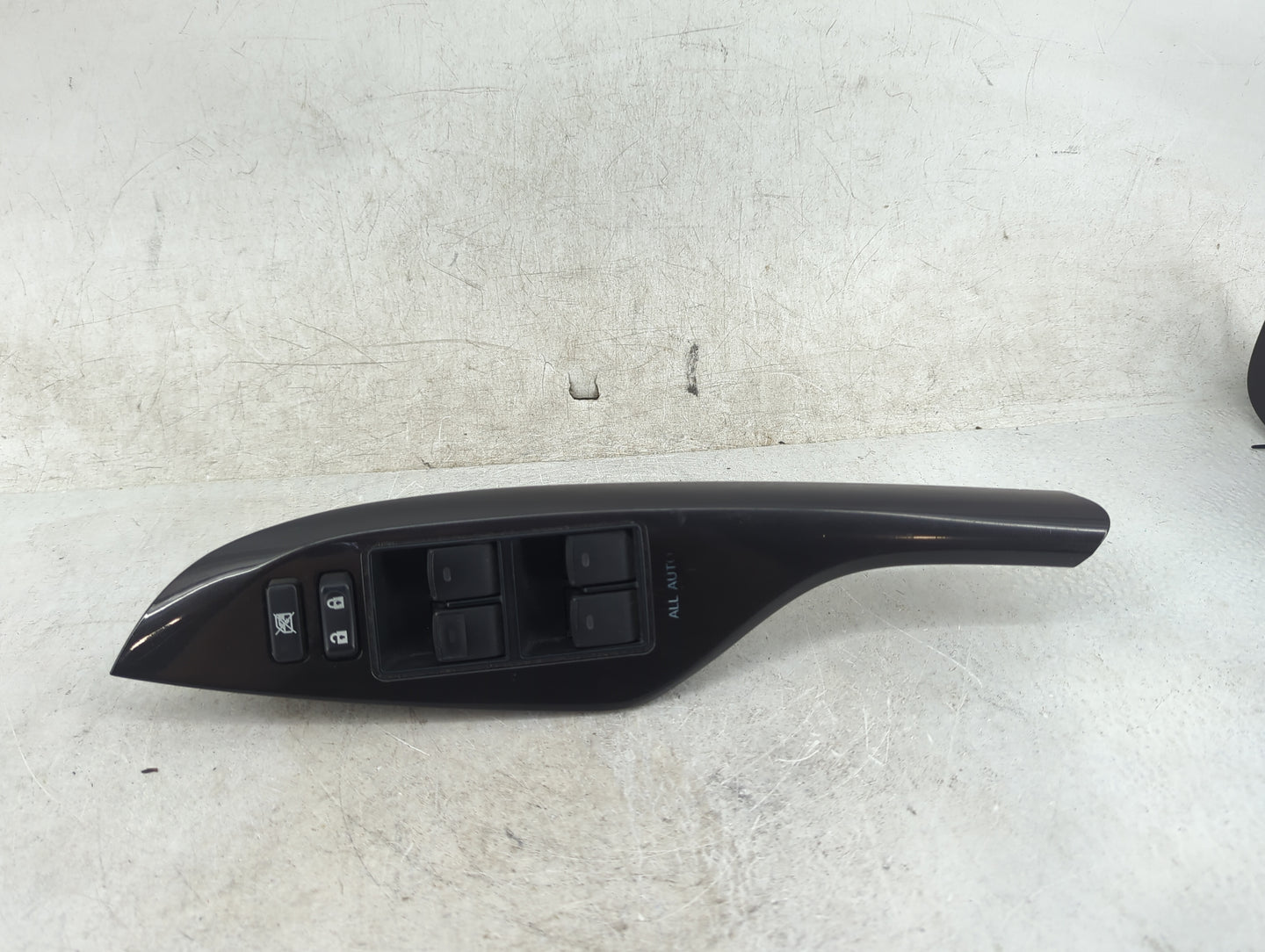 2011-2014 Toyota Sienna Master Power Window Switch Replacement Driver Side Left P/N:74240-08010 Fits OEM Used Auto Parts - O