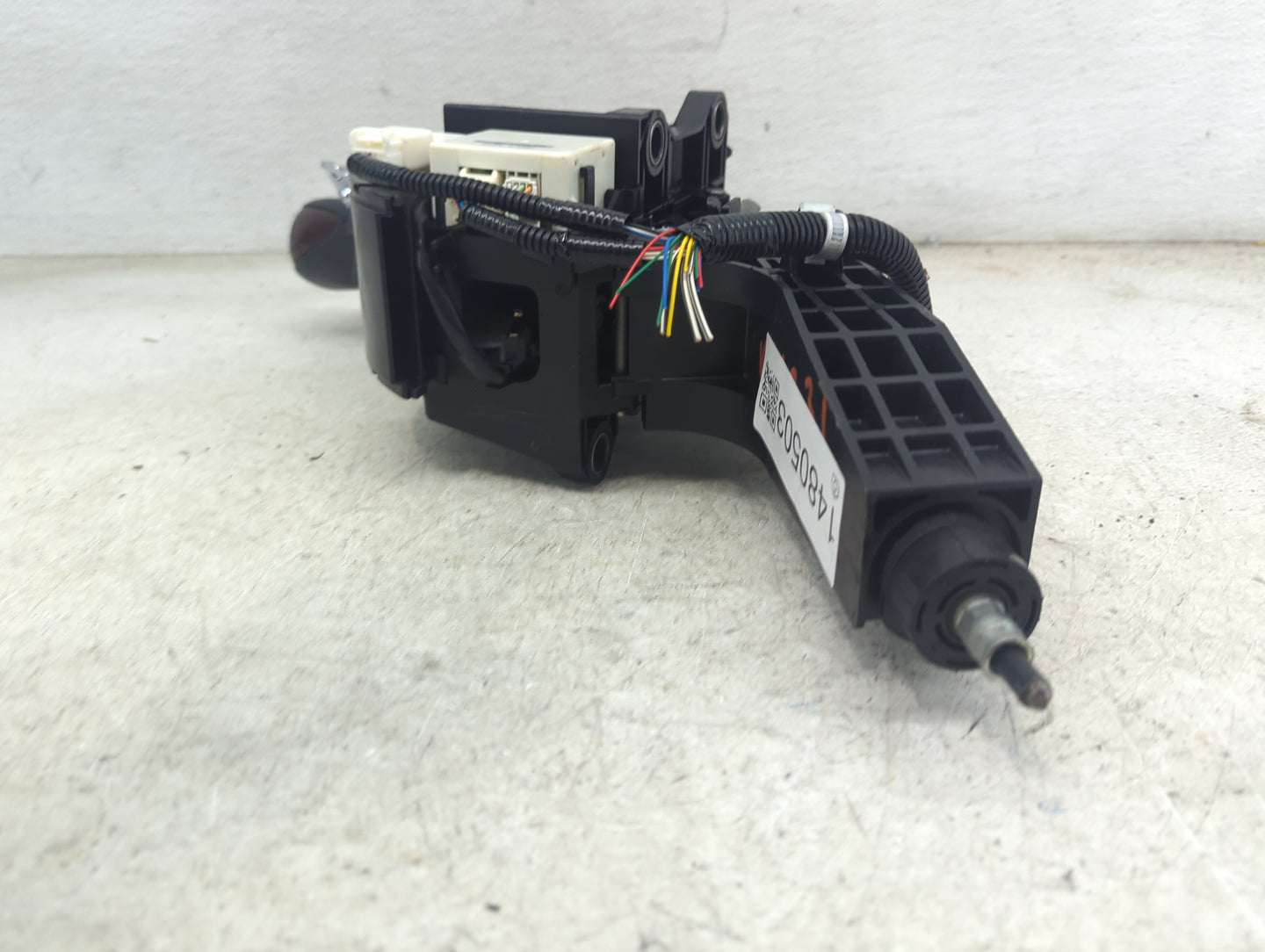 2013 Toyota Sienna Floor Console Assembly Shifter - Oemusedautoparts1.com