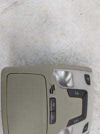 2013 Toyota Sienna Overhead Roof Console Tan 1483203 - Oemusedautoparts1.com