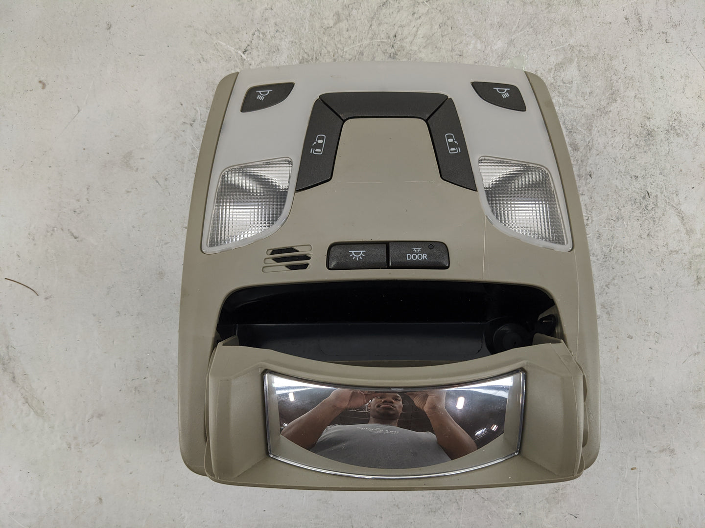2013 Toyota Sienna Overhead Roof Console Tan - Oemusedautoparts1.com