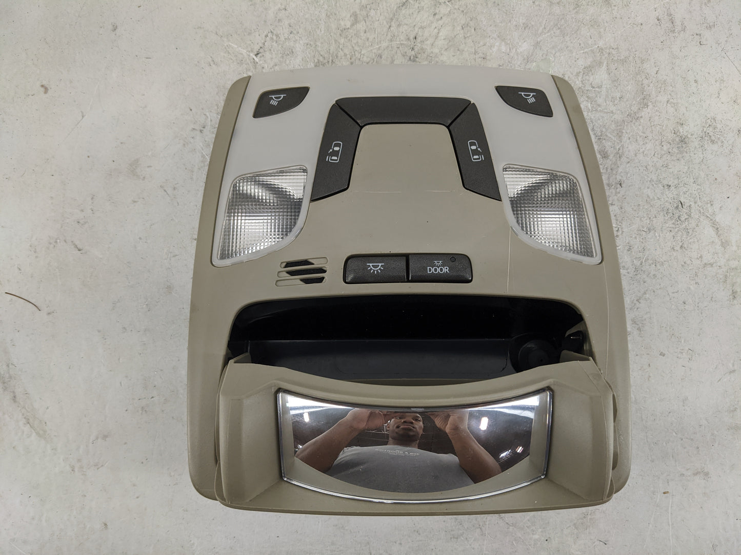 2013 Toyota Sienna Overhead Roof Console Tan - Oemusedautoparts1.com