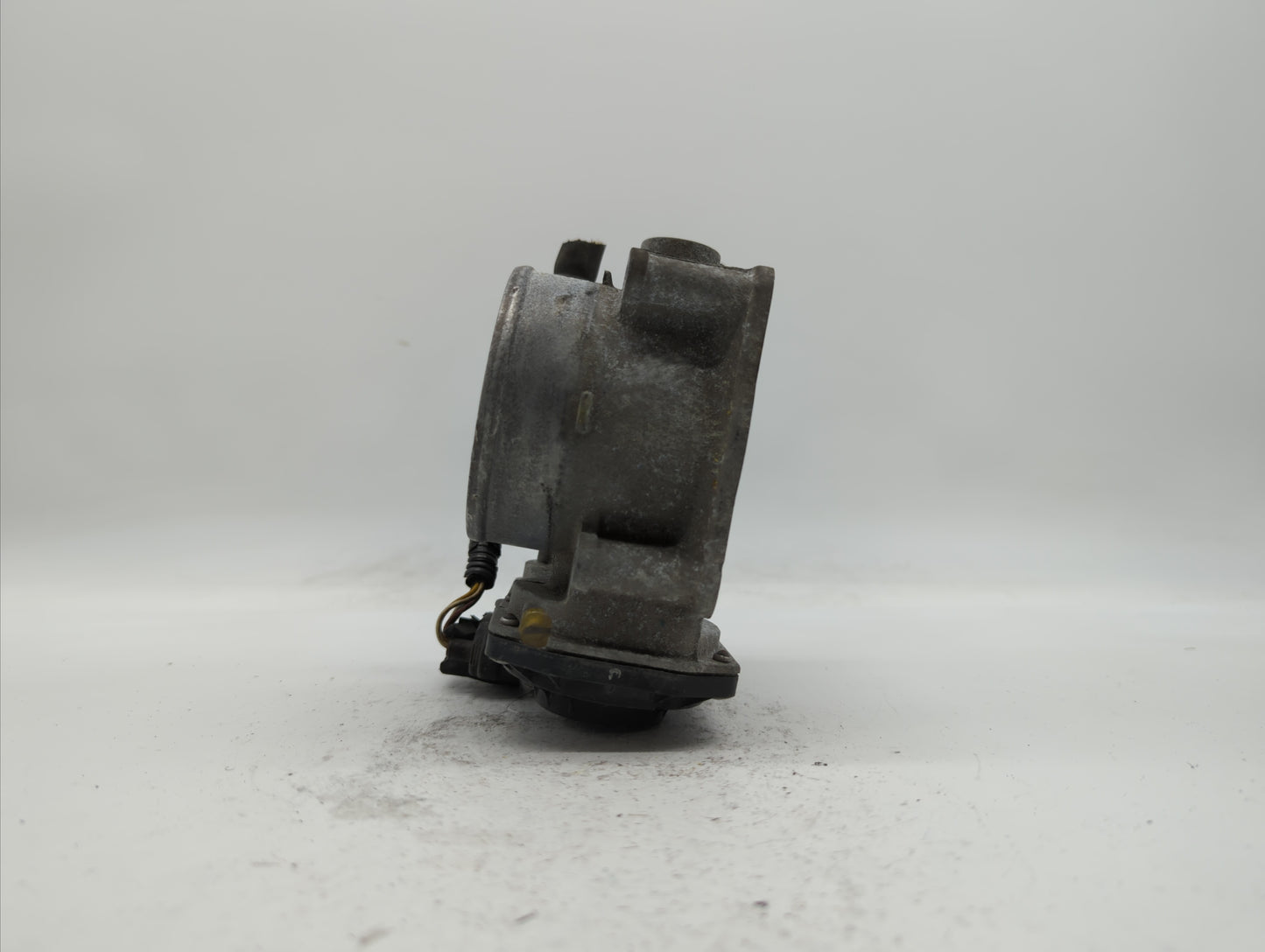 2007-2016 Toyota Sienna Throttle Body P/N:22030-0P050 22030-31030 Fits OEM Used Auto Parts - Oemusedautoparts1.com