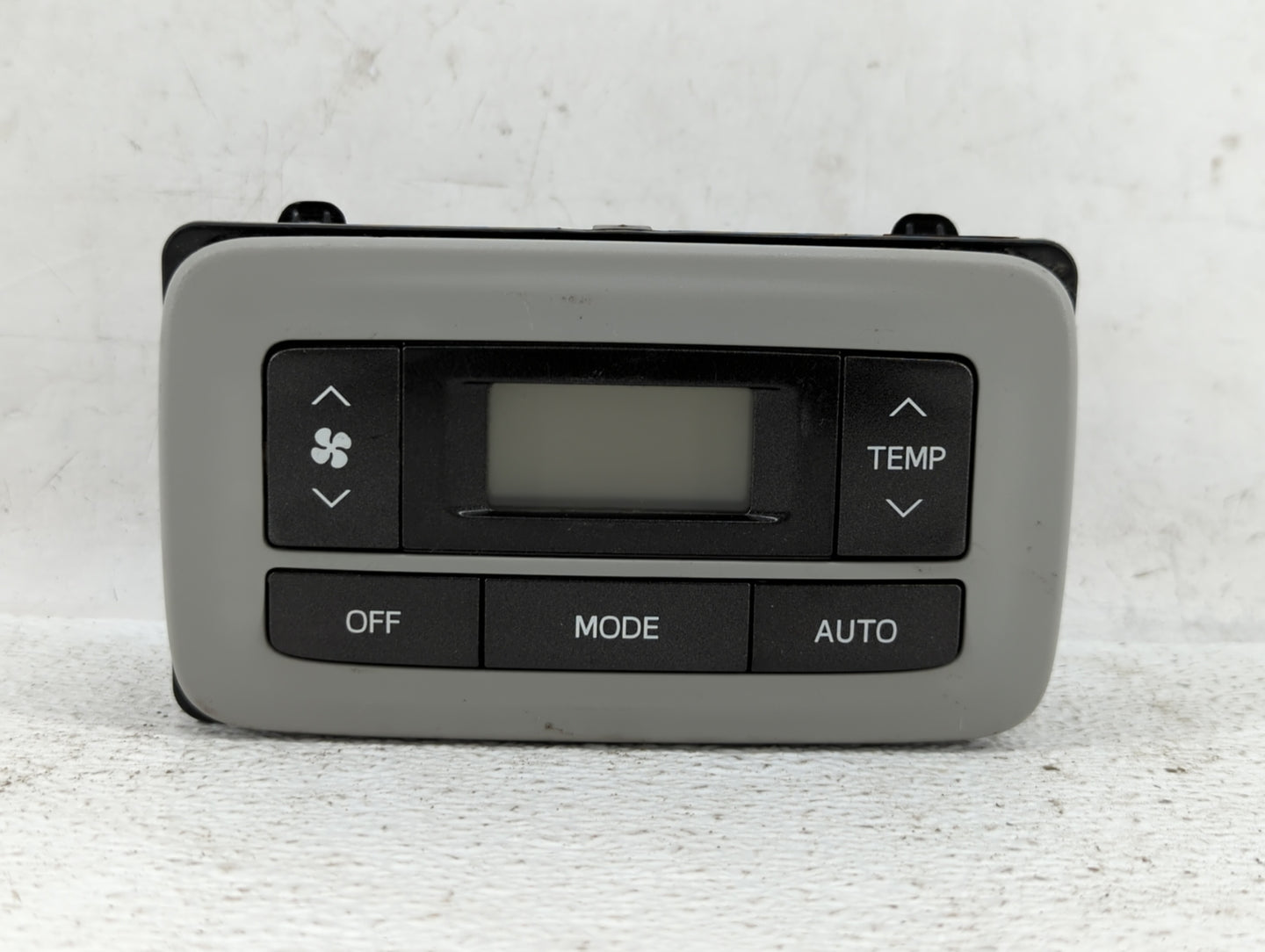 2011-2014 Toyota Sienna Climate Control Module Temperature AC/Heater Replacement P/N:1763160 75D875 Fits Fits 2011 2012 2013