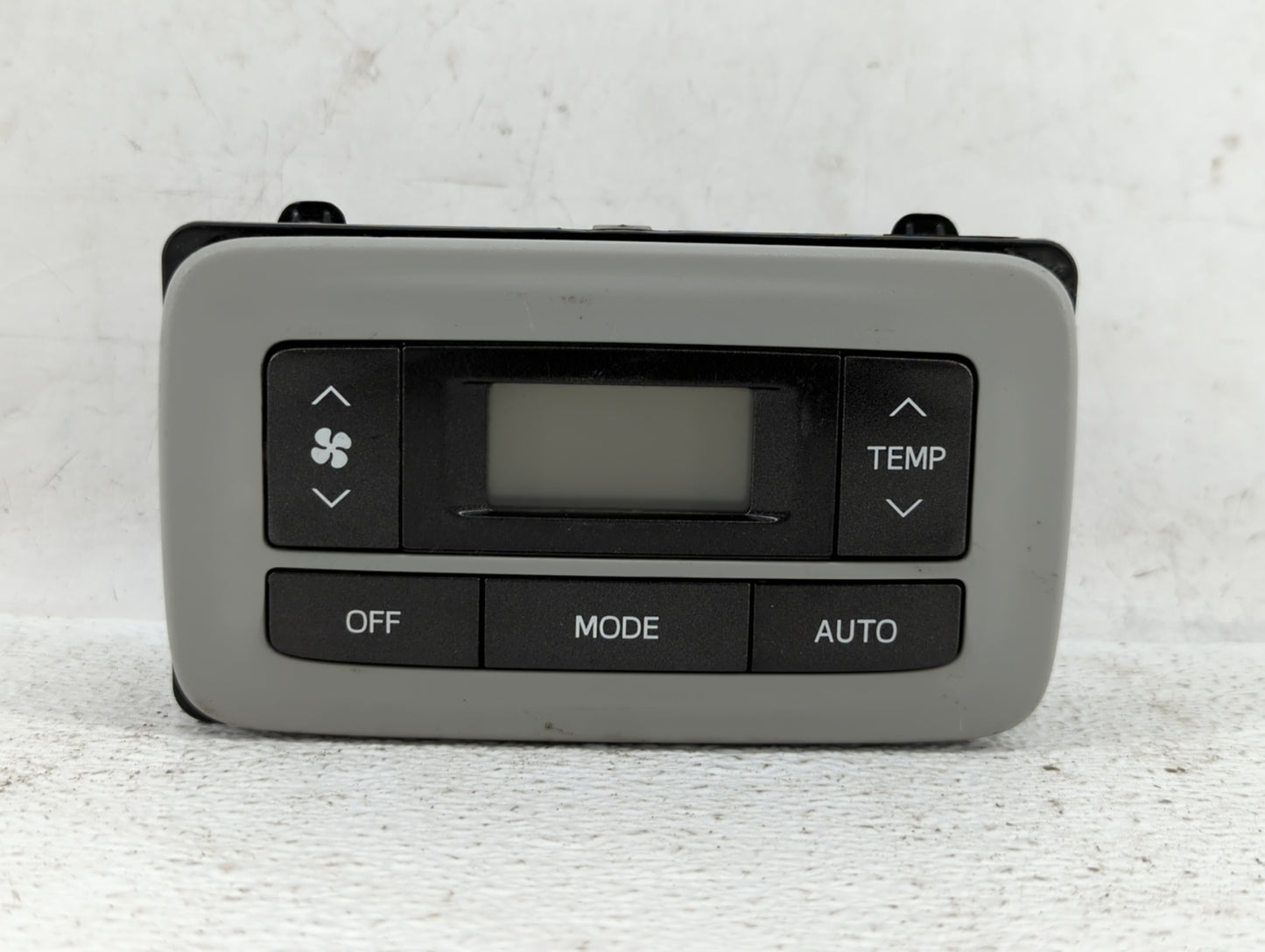 2011-2014 Toyota Sienna Climate Control Module Temperature AC/Heater Replacement P/N:1763160 75D875 Fits Fits 2011 2012 2013