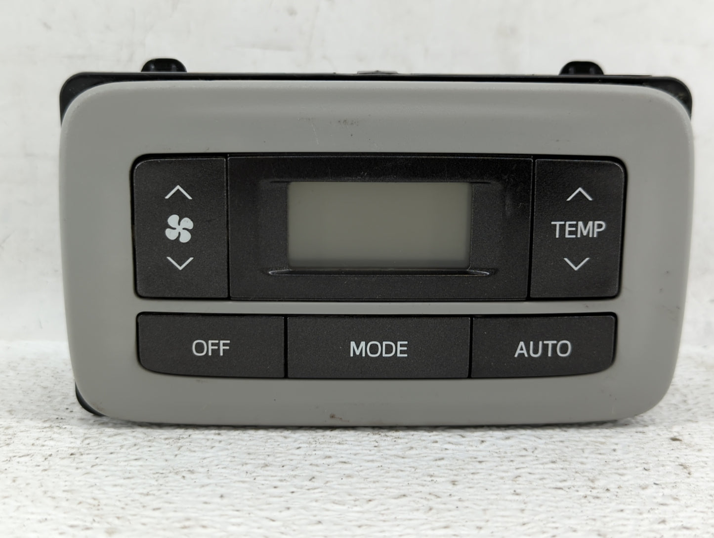 2011-2014 Toyota Sienna Climate Control Module Temperature AC/Heater Replacement P/N:1763160 75D875 Fits Fits 2011 2012 2013