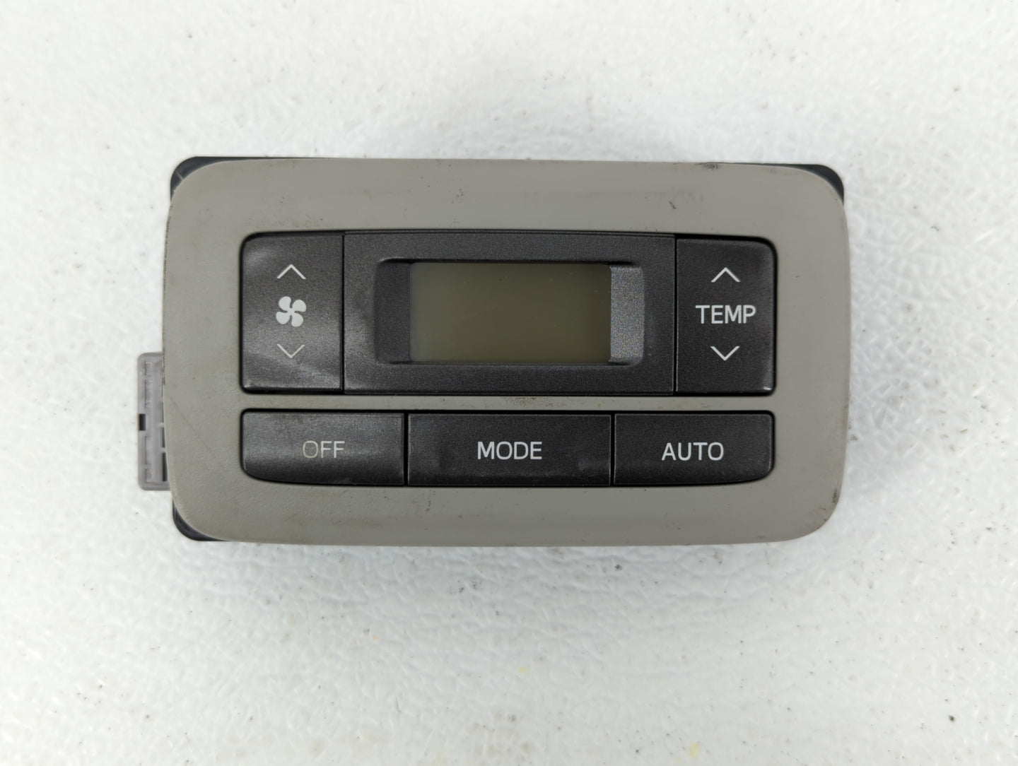 2011-2014 Toyota Sienna Climate Control Module Temperature AC/Heater Replacement P/N:1763160 75D875 Fits Fits 2011 2012 2013