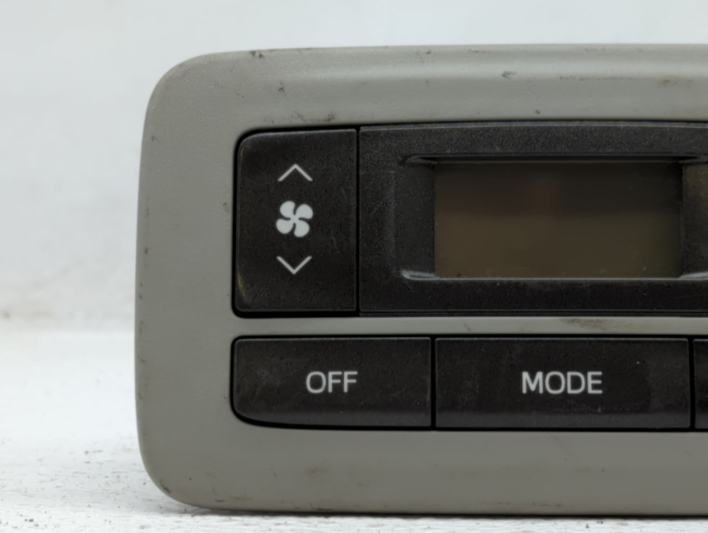 2011-2014 Toyota Sienna Climate Control Module Temperature AC/Heater Replacement P/N:1763160 75D875 Fits Fits 2011 2012 2013