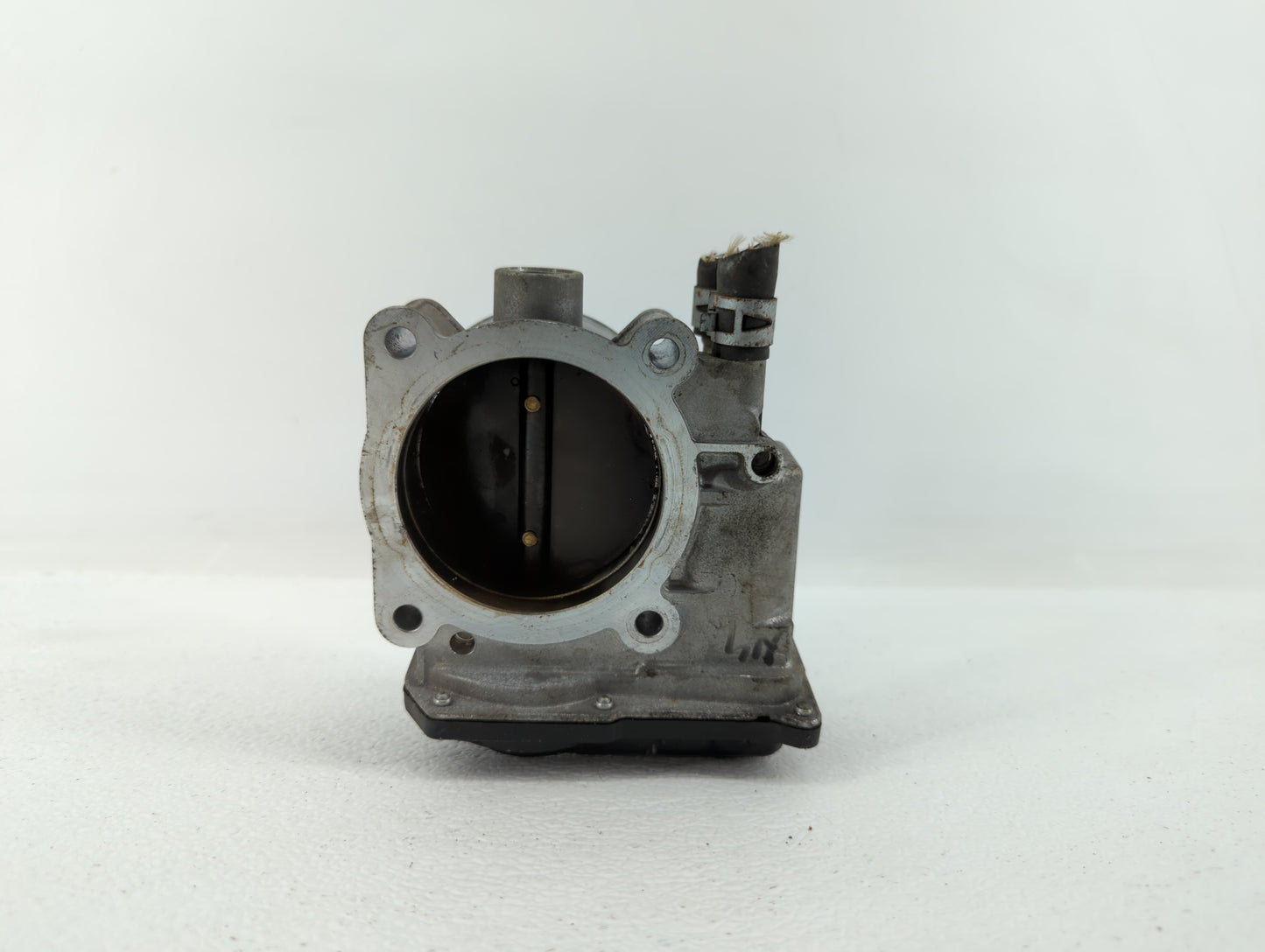 2007-2016 Toyota Sienna Throttle Body P/N:22030-0P050 22030-31030 Fits OEM Used Auto Parts - Oemusedautoparts1.com