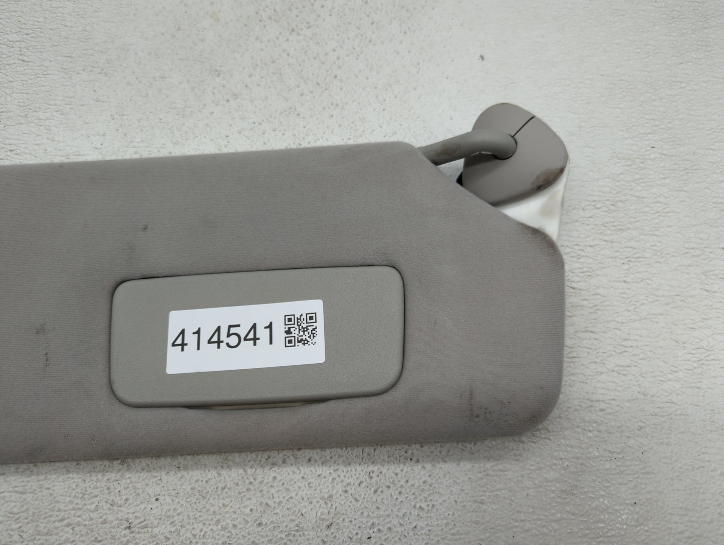 2011-2014 Toyota Sienna Sun Visor Shade Replacement Passenger Right Mirror Fits Fits 2011 2012 2013 2014 OEM Used Auto Parts