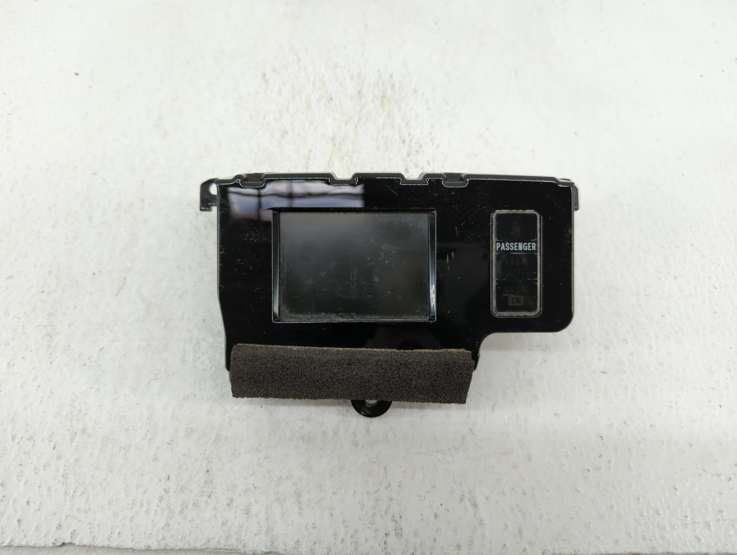 2011-2014 Toyota Sienna Information Display Screen - Oemusedautoparts1.com
