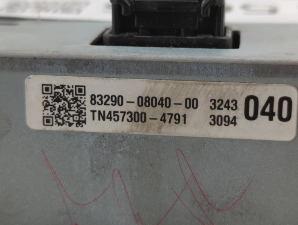 2011-2014 Toyota Sienna Information Radio Display Screen 415605 - Oemusedautoparts1.com