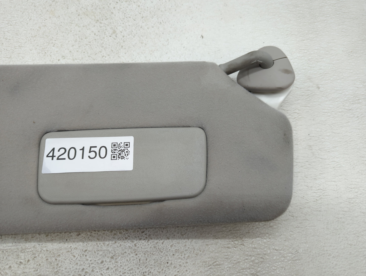 2011-2014 Toyota Sienna Sun Visor Shade Replacement Passenger Right Mirror Fits Fits 2011 2012 2013 2014 OEM Used Auto Parts