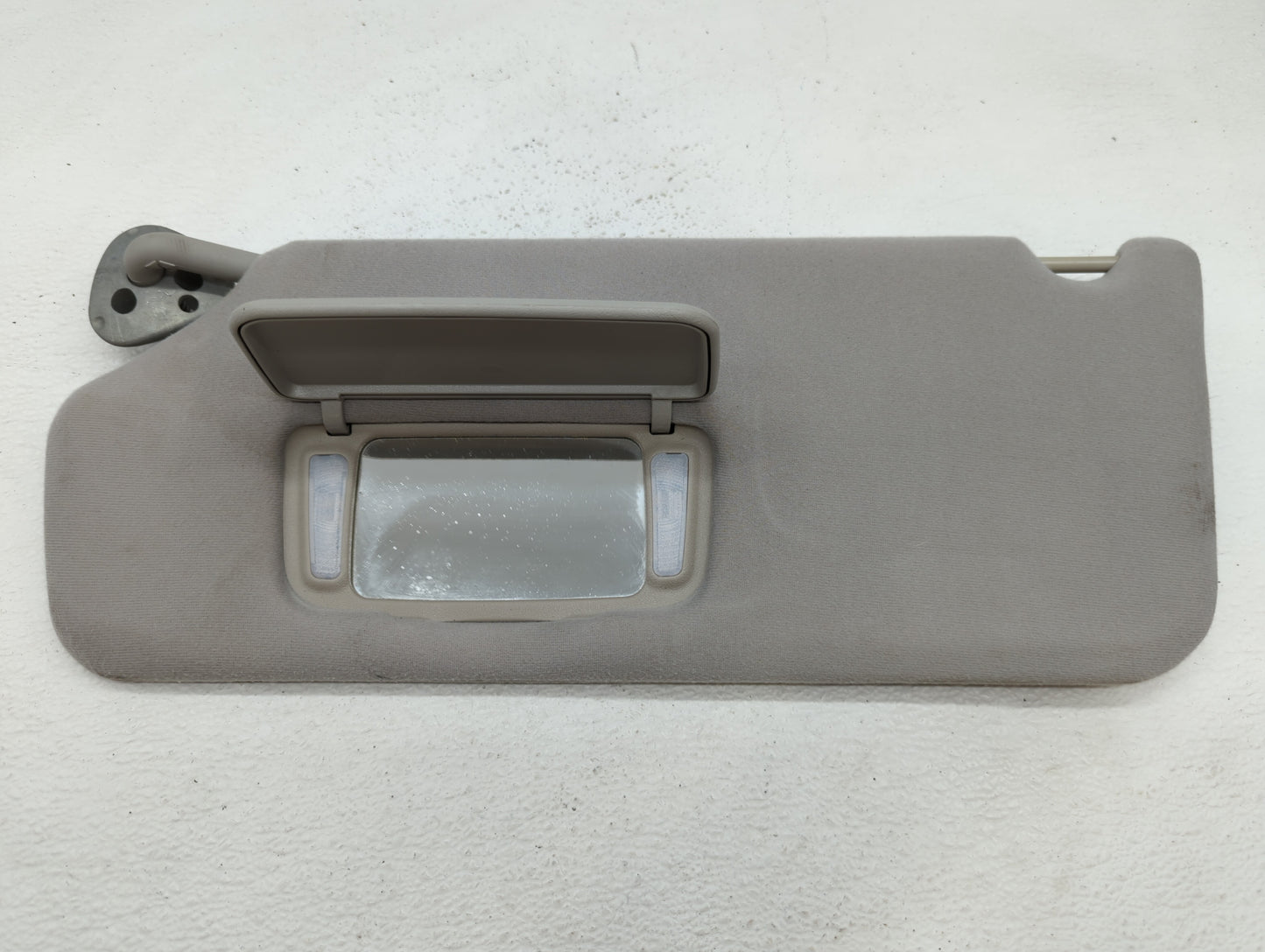 2011-2014 Toyota Sienna Sun Visor Shade Replacement Passenger Right Mirror Fits Fits 2011 2012 2013 2014 OEM Used Auto Parts