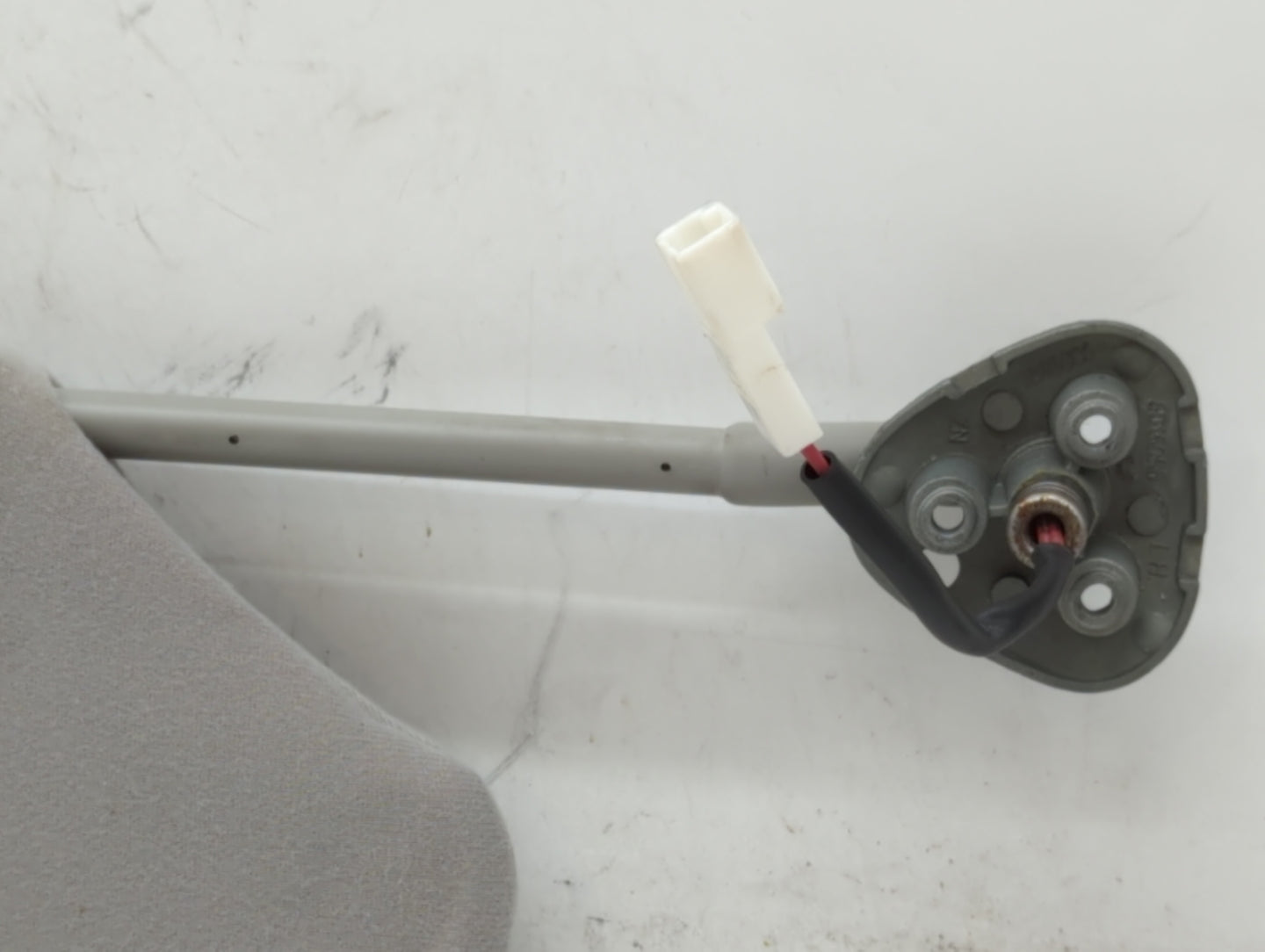 2011-2014 Toyota Sienna Sun Visor Shade Replacement Passenger Right Mirror Fits Fits 2011 2012 2013 2014 OEM Used Auto Parts