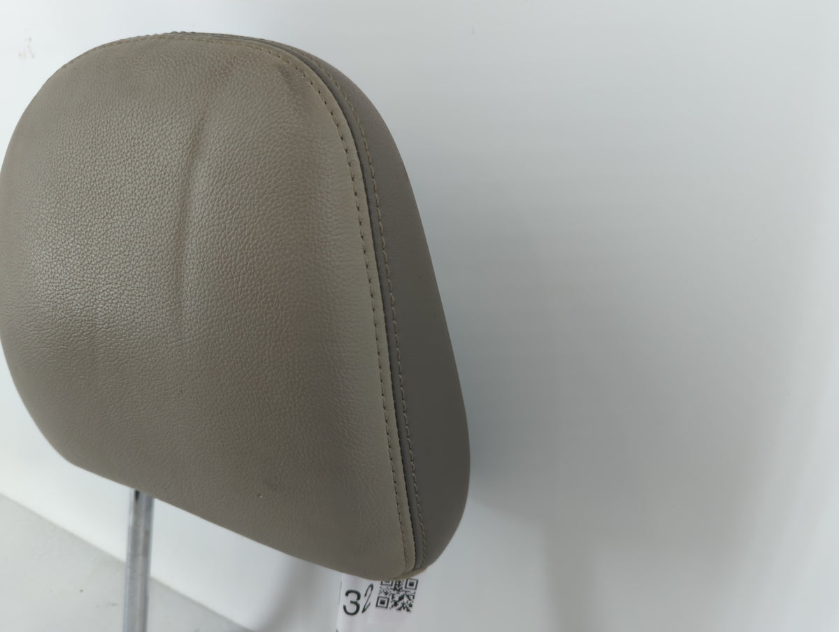 2013 Toyota Sienna Headrest Head Rest Rear Center Seat Light Beige - Oemusedautoparts1.com